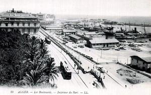 Alger - Boulevard et Interieur du Port